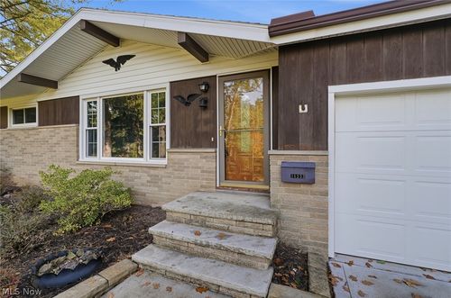 16233 Bennett Rd, North Royalton, OH, 44133-5632 | Card Image