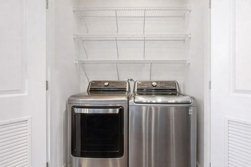 unit-3w-1025 Monroe St, Chicago, IL, 60607-2745 | Card Image