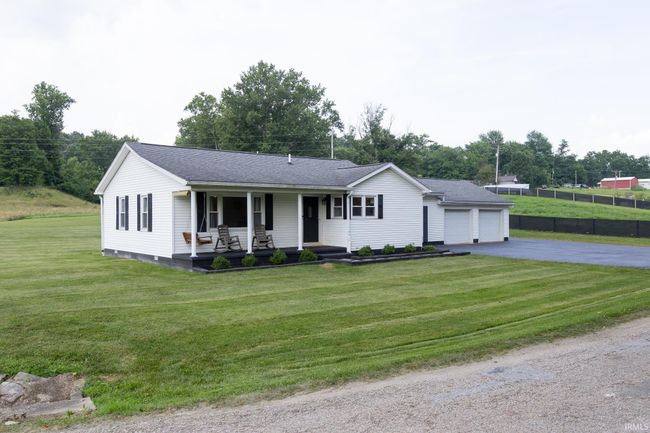 6049 E Mineral Koleen Rd, House other with 3 bedrooms, 1 bathrooms and null parking in Bloomfield IN | Image 12
