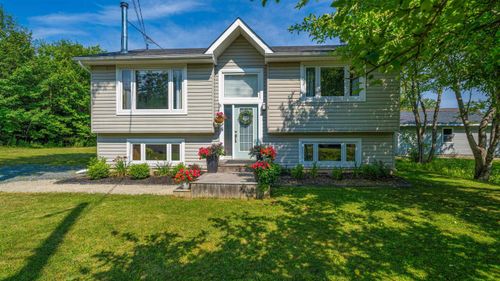 6 Norman Blvd, Hammonds Plains, NS, B4B1N5 | Card Image
