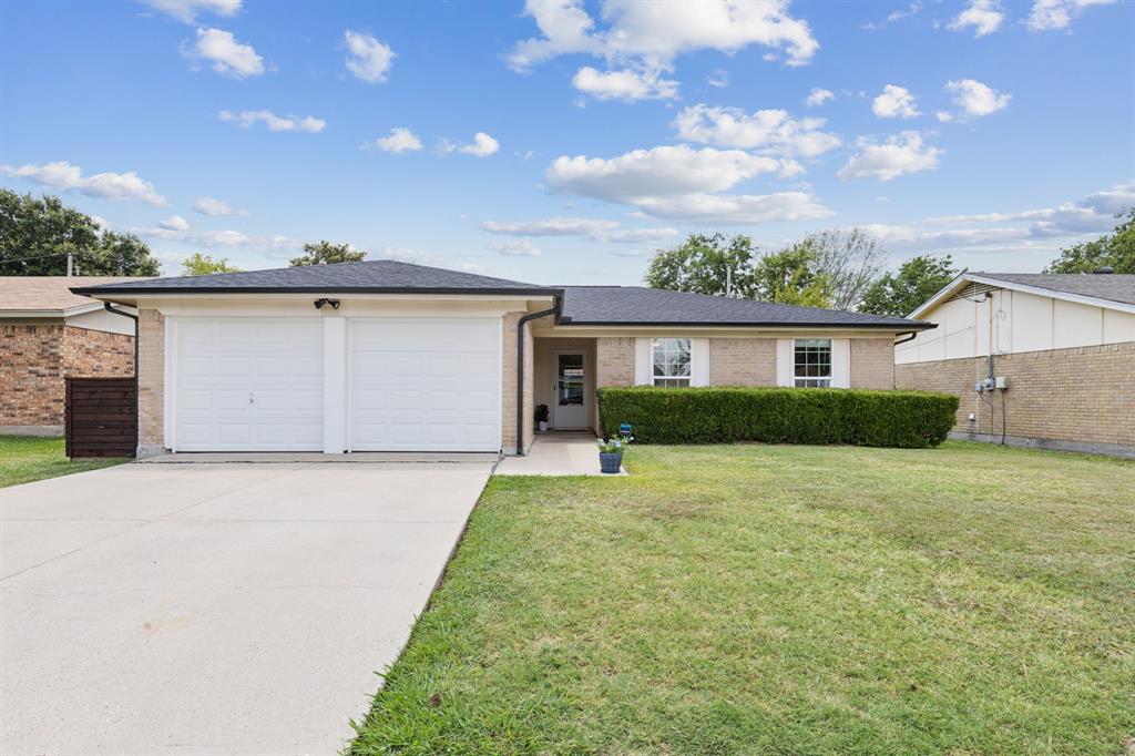 Stardust Dr, Watauga, TX 76148