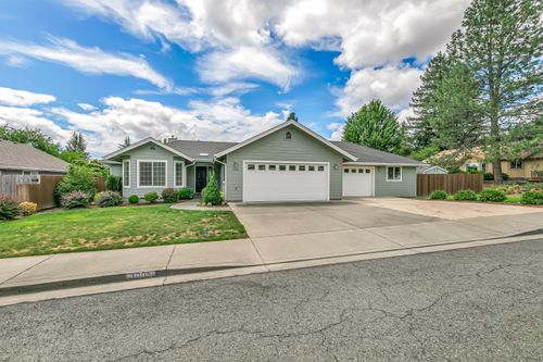 1005 Nw Cooke Ave, Grants Pass, OR, 97526-6341 | Card Image