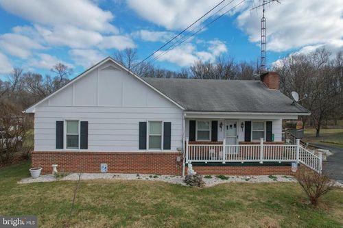 119 Old Leetown Pike, KEARNEYSVILLE, WV, 25430-3808 | Card Image