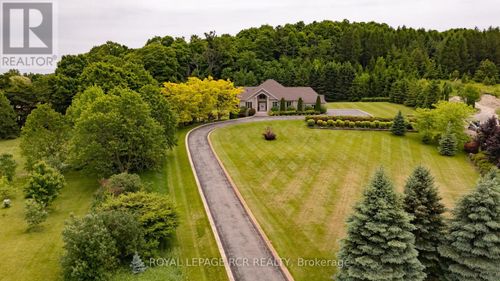 5 Woodlot Court, Caledon (Palgrave), ON, L7E0C2 | Card Image