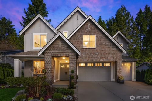 15810 Ne 49th St, Redmond, WA, 98052-5214 | Card Image