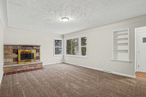 3770 Farr Rd, Fruitport, MI, 49415-9307 | Card Image