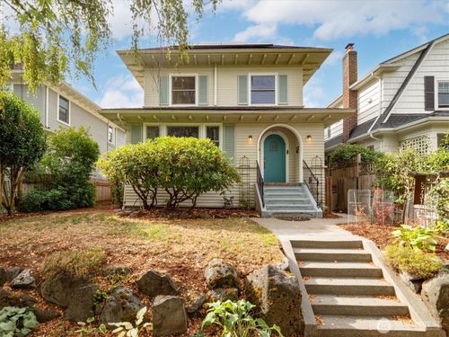 5731 17th Ave Ne, Seattle, WA, 98105-2509 | Card Image