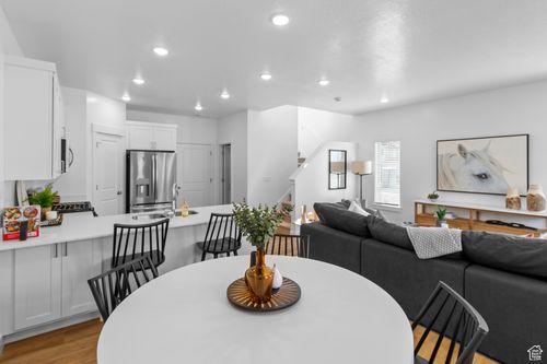 i52-259 W 925 N, Brigham City, UT, 84302-1587 | Card Image