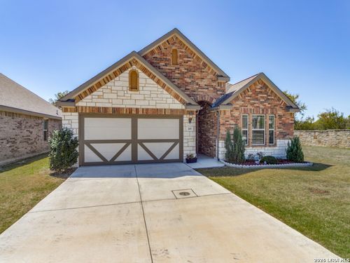 205 Parkview Ter, Boerne, TX, 78006-2728 | Card Image
