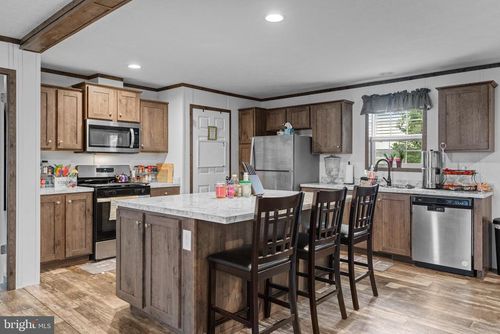 155 Joan St, ELIZABETHTOWN, PA, 17022-8767 | Card Image