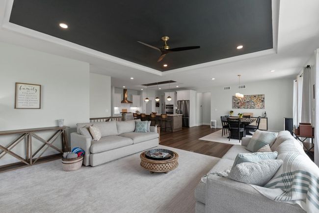 N55W19373 Red Crown Lane, House other with 4 bedrooms, 3 bathrooms and null parking in Menomonee Falls WI | Image 13