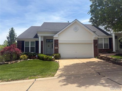 994 Shire Ln, Eureka, MO, 63025-1065 | Card Image