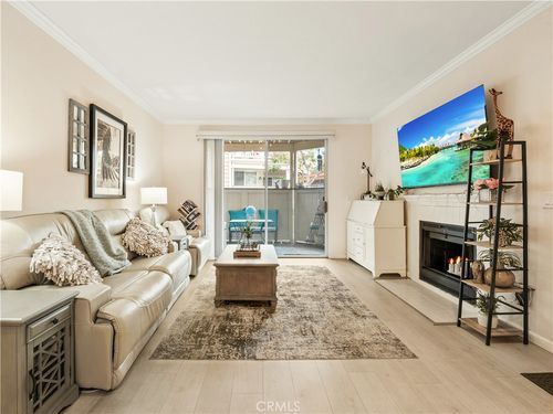 i-2396 Pleasant Way, Thousand Oaks, CA, 91362-3268 | Card Image