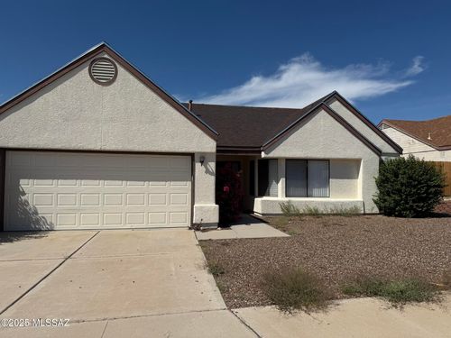 4420 W Rockwood Dr, Tucson, AZ, 85741-3924 | Card Image