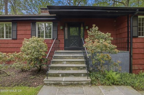 86 Dandy Dr, Cos Cob, CT, 06807-2208 | Card Image