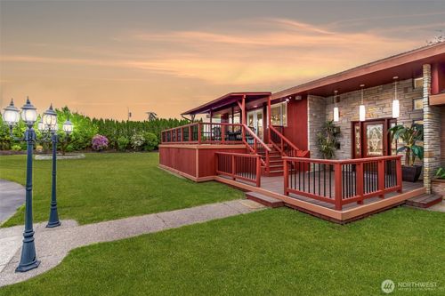 36510 Mountain Hwy E, Eatonville, WA, 98328-8251 | Card Image