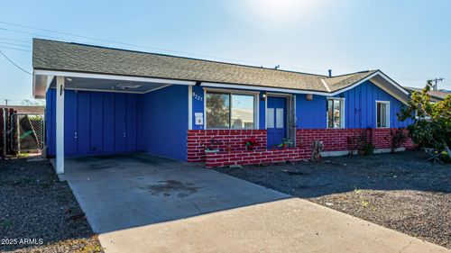 8225 W Earll Dr, Phoenix, AZ, 85033-4718 | Card Image