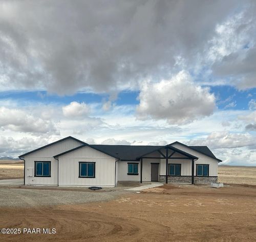 6510 E Magnolia Dr, Prescott Valley, AZ, 86315-8212 | Card Image