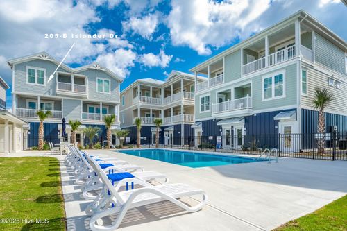 b2-205 Islander Dr, Emerald Isle, NC, 28594-1104 | Card Image