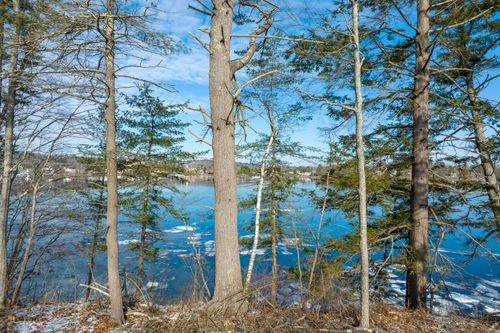 2 Chase Point Lane, Damariscotta, ME, 04543 | Card Image