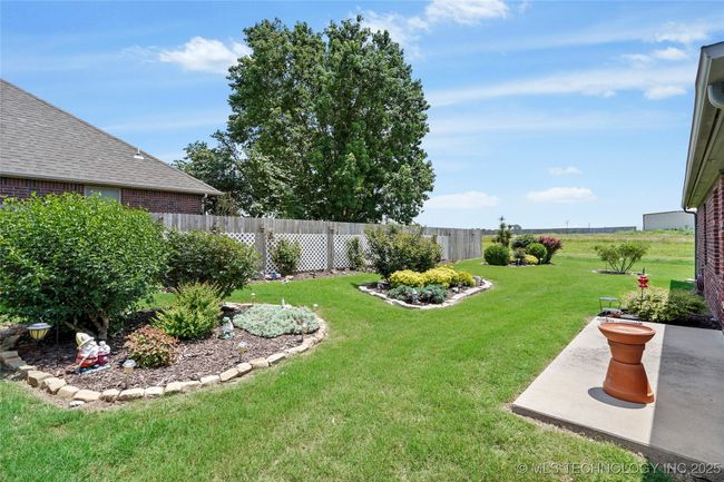 15715 S Broadway St, House other with 3 bedrooms, 2 bathrooms and null parking in Glenpool OK | Image 33