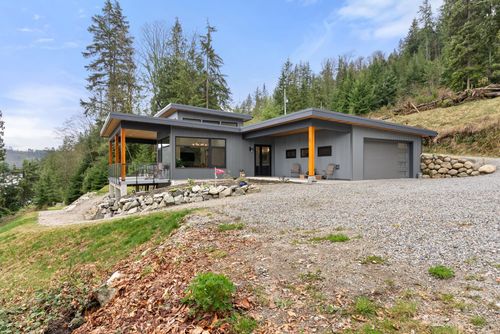 103 Witherby Rd, Gibsons, BC, V0N1V6 | Card Image