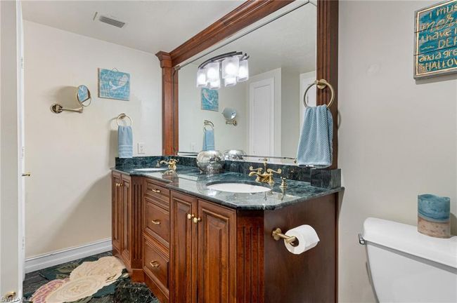 APT-1102 - 1920 Virginia Ave, Condo with 2 bedrooms, 2 bathrooms and 1 parking in FORT MYERS FL | Image 21
