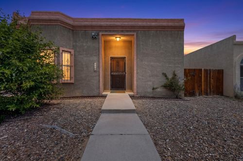 7709 Pinewood Dr Nw, Albuquerque, NM, 87120-4036 | Card Image
