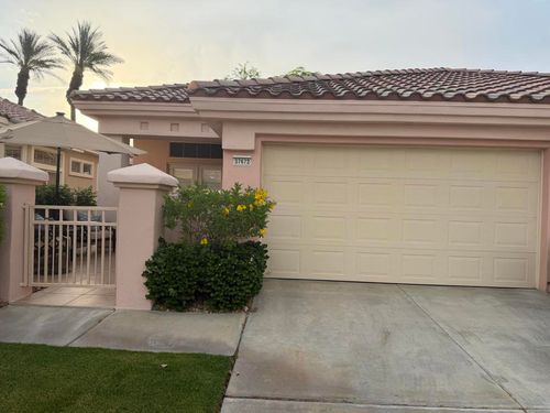 37672 Breeze Way, Palm Desert, CA, 92211-7303 | Card Image
