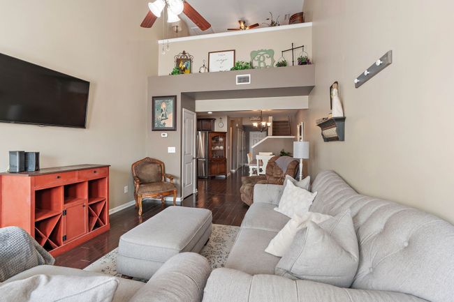 1071 Muna Ct, Townhouse with 3 bedrooms, 3 bathrooms and 3 parking in Spring Hill TN | Image 8