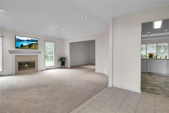 8476 Chadway Ct, House other with 2 bedrooms, 2 bathrooms and null parking in Buffalo NY | Image 10