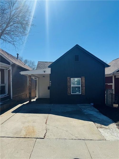 961 Tenny Ave, Kansas City, KS, 66101-3238 | Card Image
