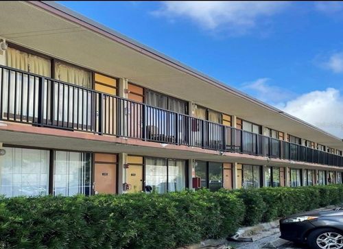 1045-7900 S Orange Blossom Trl, Orlando, FL, 32809-6910 | Card Image
