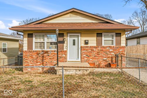 32 Bakemeyer St, Indianapolis, IN, 46225-2329 | Card Image