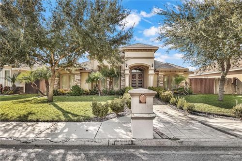 1808 S Villa Real Dr, Pharr, TX, 78577-6747 | Card Image