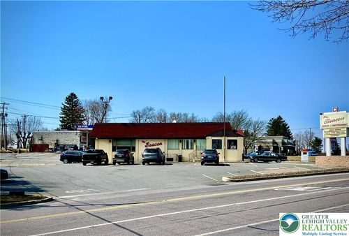 189 Claremont Ave, TAMAQUA, PA, 18252-4426 | Card Image