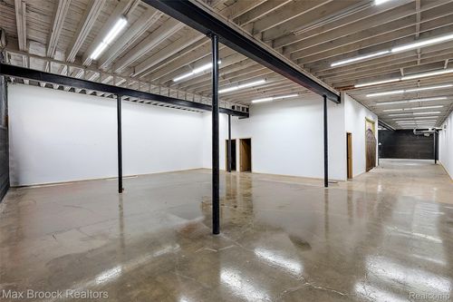 12501 Chalmers St, Detroit, MI, 48205-4144 | Card Image