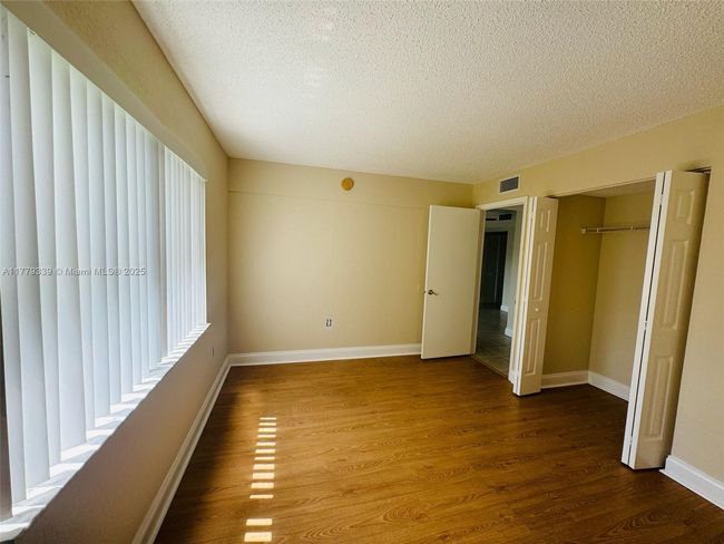 APT-315 - 4215 University Dr, Condo with 2 bedrooms, 2 bathrooms and null parking in Sunrise FL | Image 27
