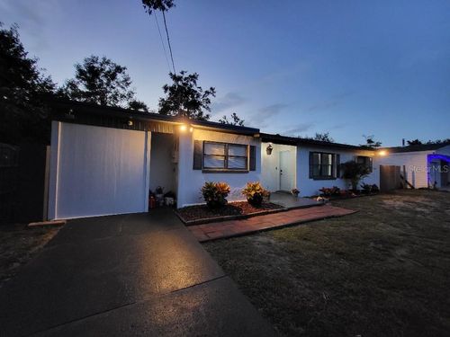 995 Emerald Dr, MOUNT DORA, FL, 32757-4645 | Card Image