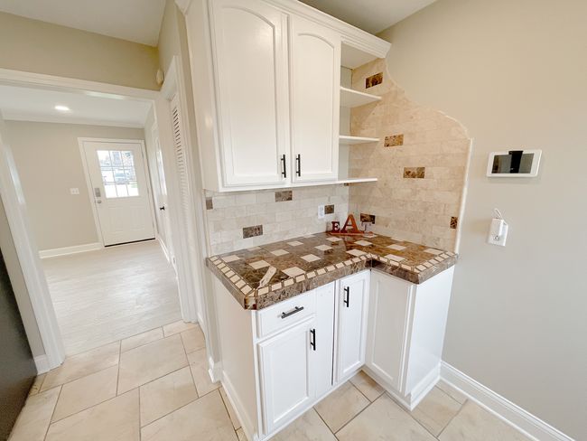 23504 W Winston Ave, House other with 4 bedrooms, 2 bathrooms and 8 parking in Plainfield IL | Image 9