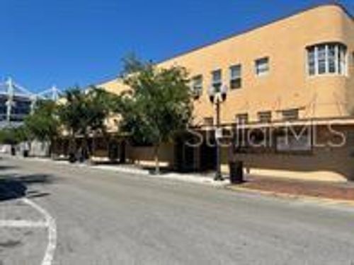 221 S Parramore Ave, ORLANDO, FL, 32805-2252 | Card Image