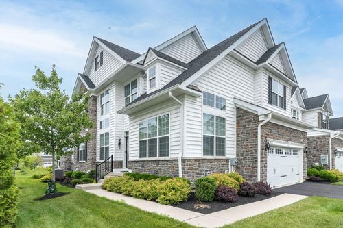 1721 Locust Dr, YARDLEY, PA, 19067-5772 | Card Image