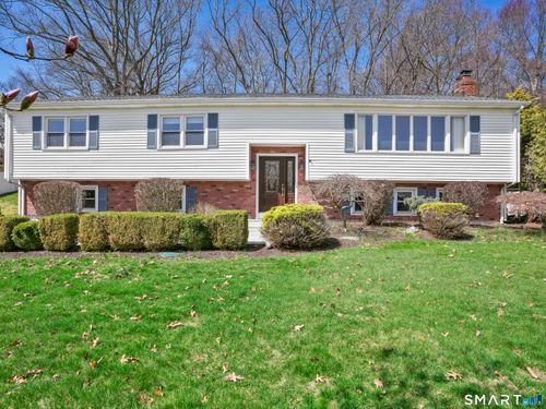 548 Howellton Rd, Orange, CT, 06477-2626 | Card Image