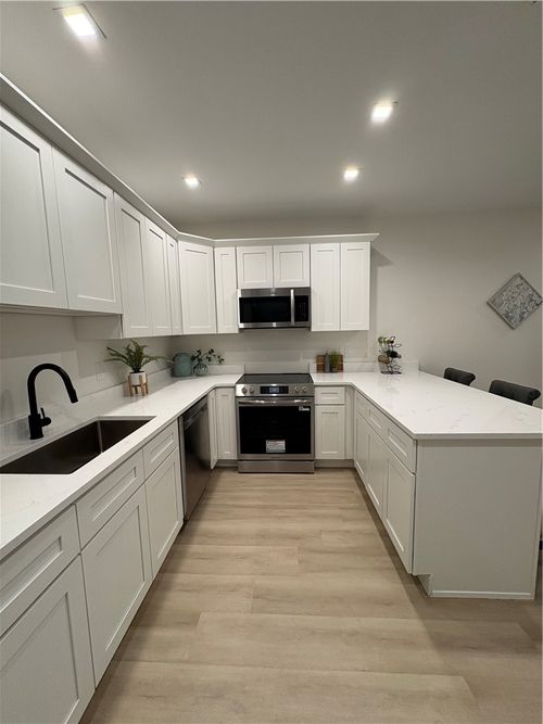 50 Murray St, Providence, RI, 02909-5340 | Card Image