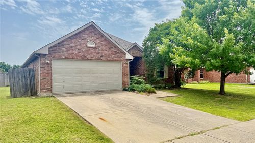 1924 Cliffrose Dr, Little Elm, TX, 75068-5790 | Card Image