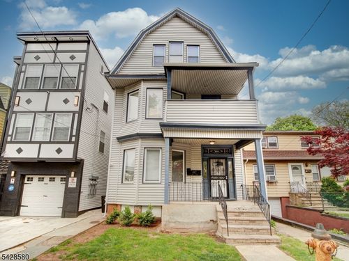 564 Sanford Ave, Newark, NJ, 07106-2530 | Card Image