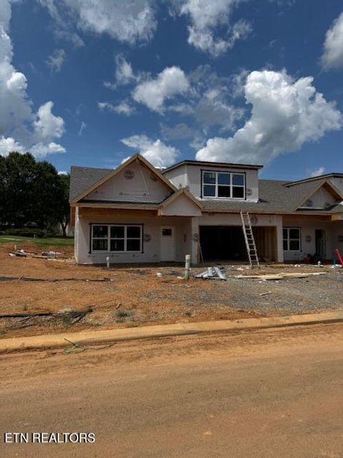 7335 Whispering Creek Ln, Powell, TN, 37849-4481 | Card Image