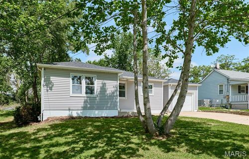385 Annie Ave, Troy, MO, 63379-1373 | Card Image