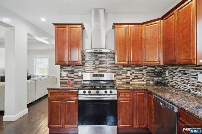 82 Barbour St, House other with 3 bedrooms, 2 bathrooms and null parking in Haledon NJ | Image 13