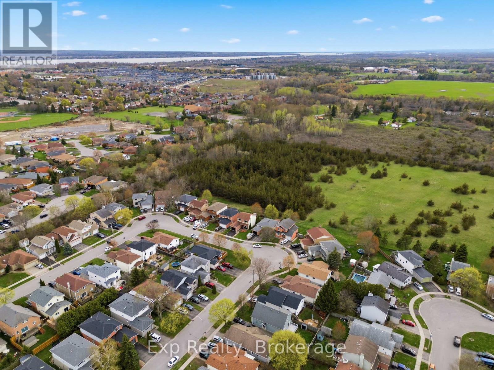 Residential in Belleville (Belleville Ward) 2
